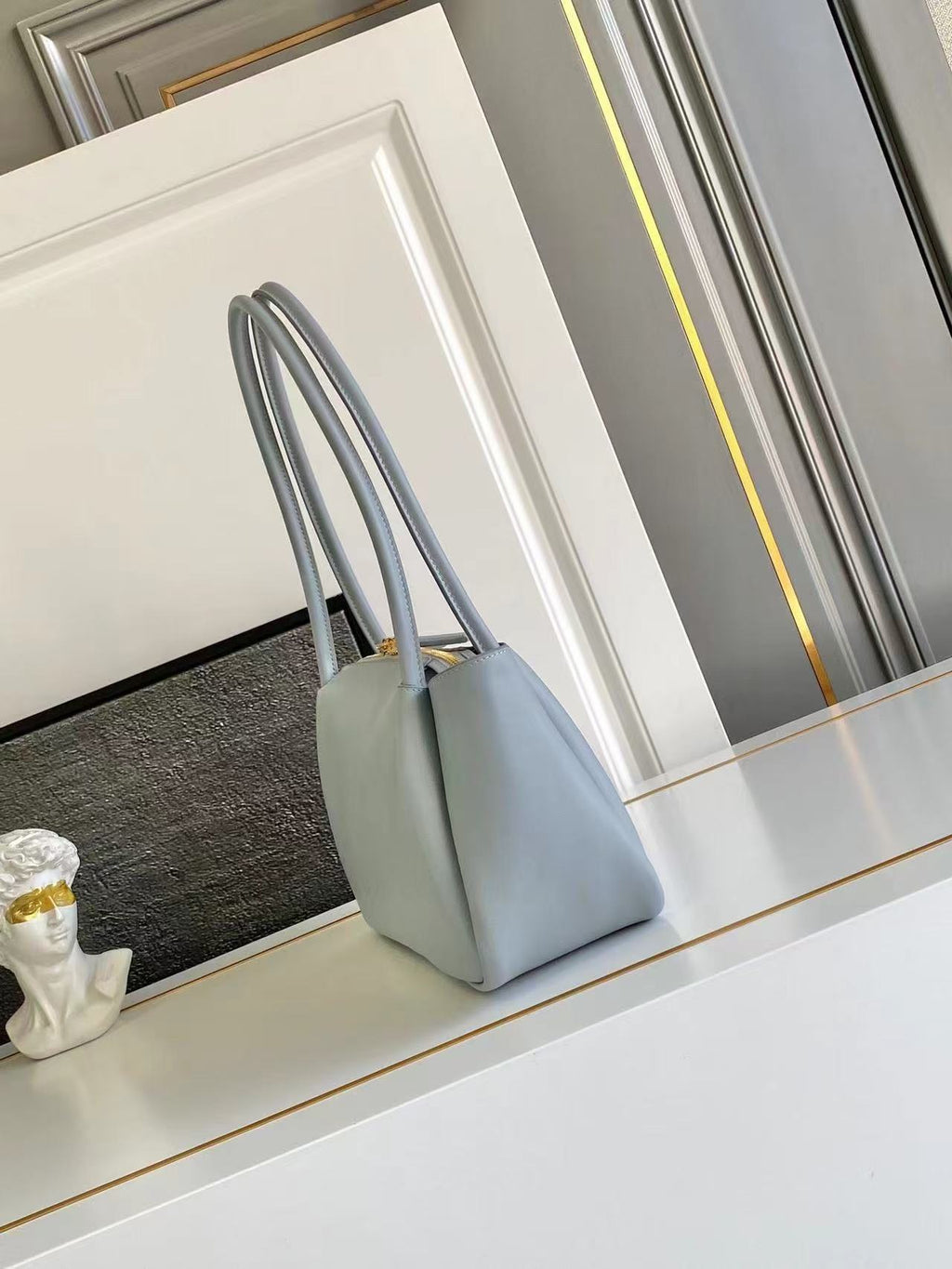 Darling medium leather shoulder bag