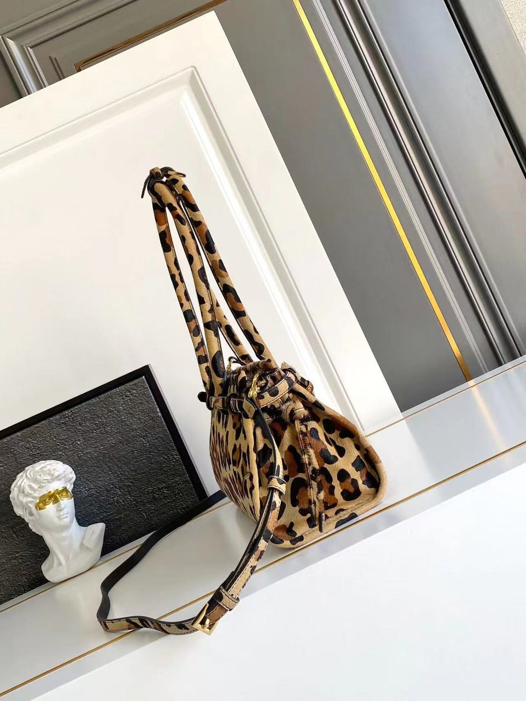 Bonnie medium printed leather handbag