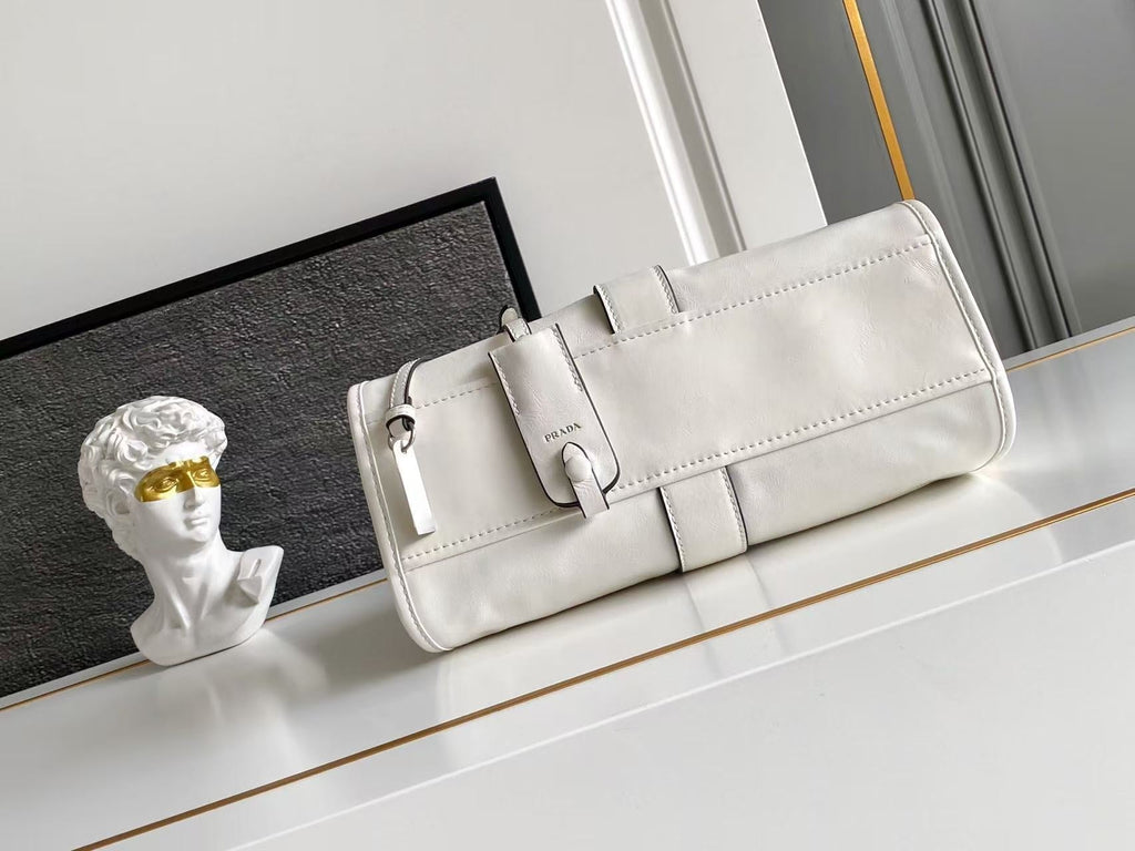Small leather tote bag