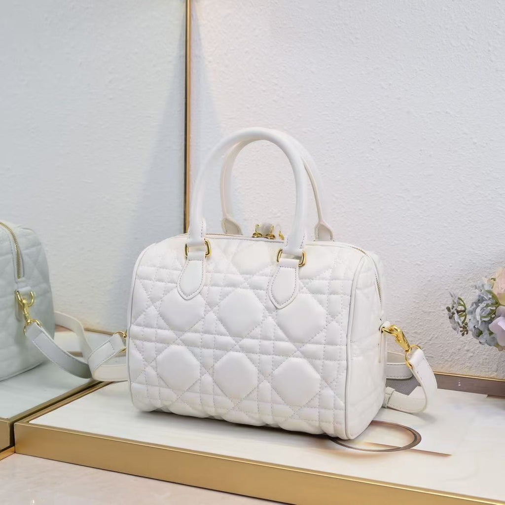 Groove 25 handbag