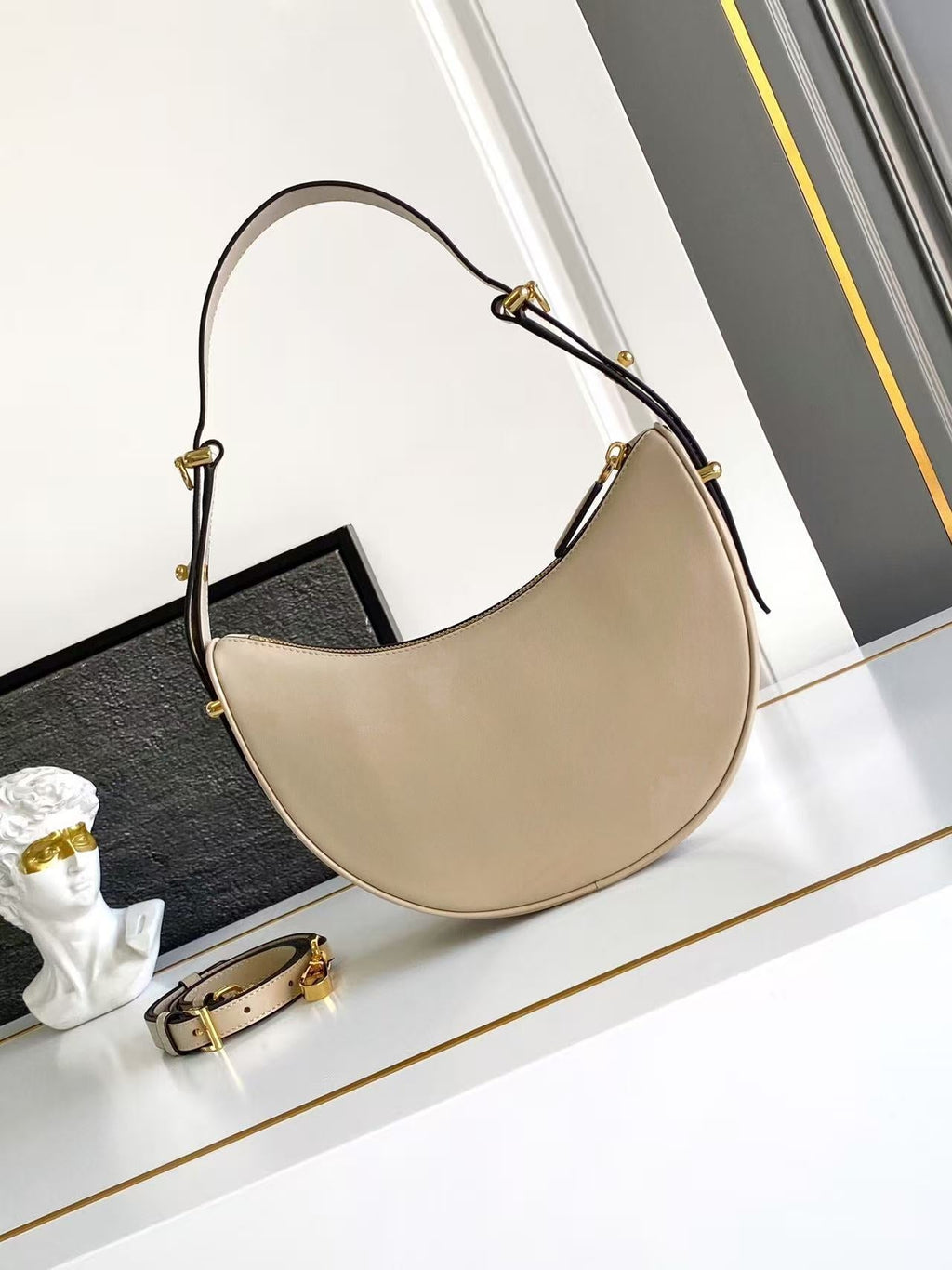 Hobo leather underarm bag