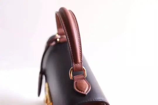 Padlock GGSupreme Handbag