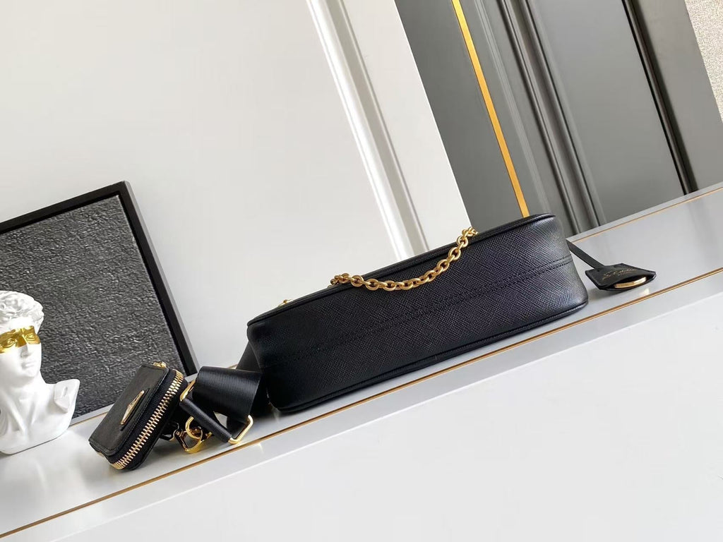 Saffiano Leather Re-Edition Shoulder Bag
