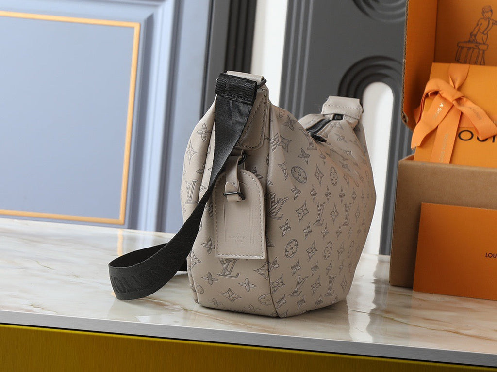 Light-colored monogrammed functional bag series