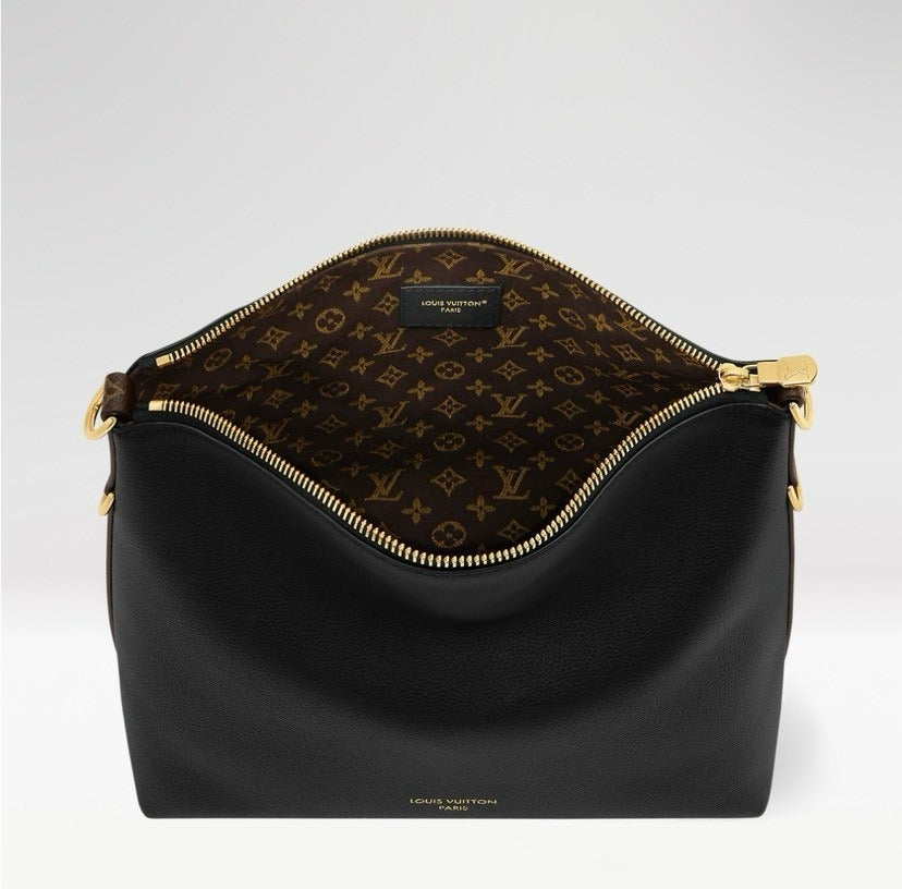 2026 Multipass Handbag in Black Smooth Calfskin M29195