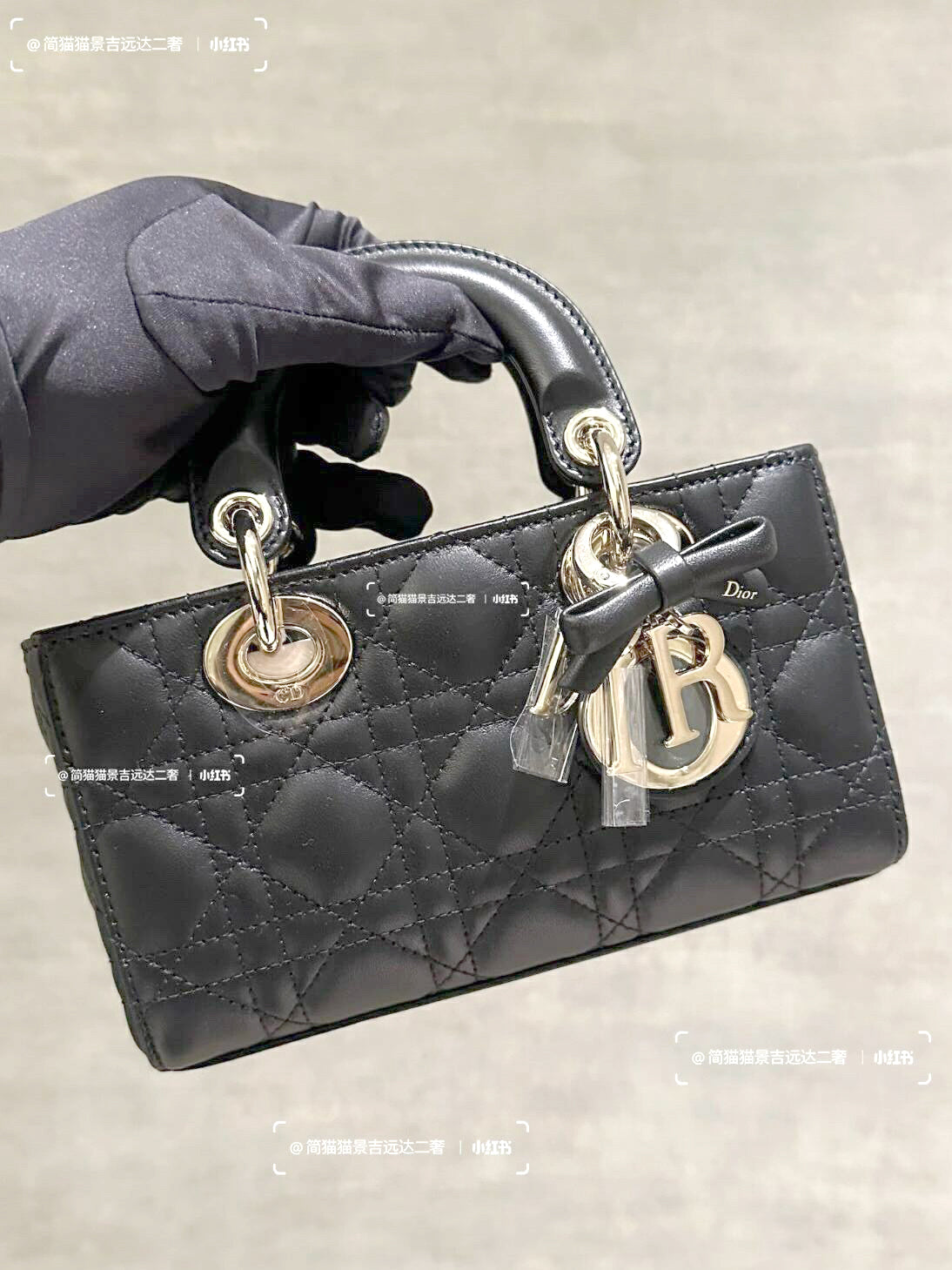 2026 Lady D-Joy Trench Handbag in Black Lambskin M0613ONGE_M900