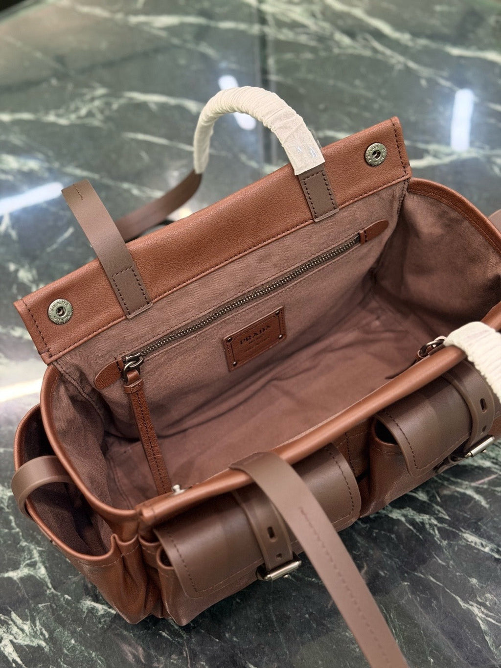 2026 Brown Medium Leather Tote Bag 1BG645_2G6F_F0324_V_OOO