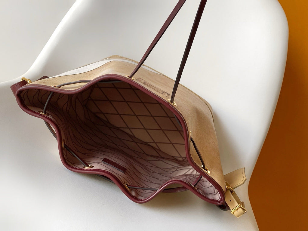 2026 Beige Monogram Canvas Anniversary Collection Noé Bucket Bag M28147